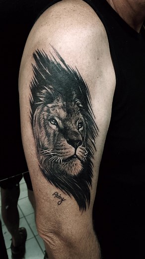 Realism Tiger and Lion Memorial Tattoo Examples