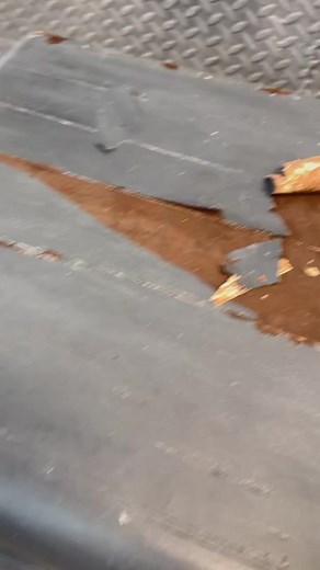 Work in progress!!!😉💕➡️Prep is an important and the base of a good paint, clean, repair, sanding and sometimes when you need primer ➡️I’m using TSP from Fusion Mineral Paint Renovelle - A Sense of Renewal by Vilma Hernandez #renovelleasenseofrenewal #prep #repairs #furniturerefinisher #chest | Renovelle - A Sense of Renewal by Vilma Hernandez