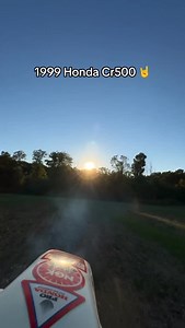 Cr 500 2T . 💨 💨 💨 #miscela #miscelaaldue #miscelaal2 #duetempi #2tempi #motorsport #passionemoto #motogp #motorcycle #motorbike #vecchiascuola #upgrade #exhaust #2strokelife #2strokelovers #bikers #2stroke #2tiempos #2t #racing #motori #oldschool #engine #moto #RacingLife #motocycle #MotoGP #supermoto #Moto3 #Moto2 | Miscela al 2%