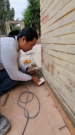 come posare battiscopa esterno