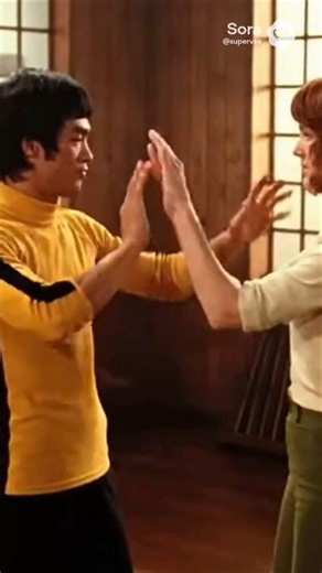 Bruce Lee teaching to Debbie Hooper❤️ #brucelee #kungfu