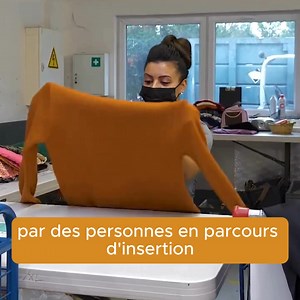 Que deviennent vos vêtements donnés ? Chez DHEM, ils sont triés à Orléans par des personnes en insertion, puis remis en vente sur notre friperie solidaire en ligne. Une mode locale, utile, responsable. | DHEM-France
