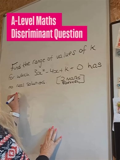 The discriminant holds the key to the type of roots in your quadratic solution! 🔑 Do you know the 3 different cases of the discriminant? 🧐 You need them to succeed in AS or 1st year of A-Level Maths 😜 #alevelmaths #quadratic #stem #engineering #physics