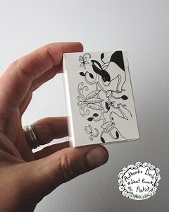 MINI Boxed Rabbit Tarot Deck - Mini Animal Art Card Deck With Tuck Box, Authentic Deck by Nakisha, White Rabbit Dutch Rabbit Divination - Etsy