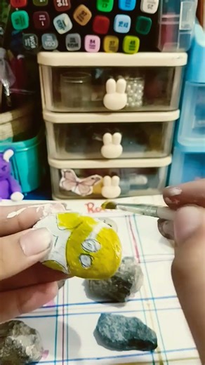 #diy #lifeisbutadream #diyday #art #easy #craft #diykeychain #inspaired asma art studio inspaired by