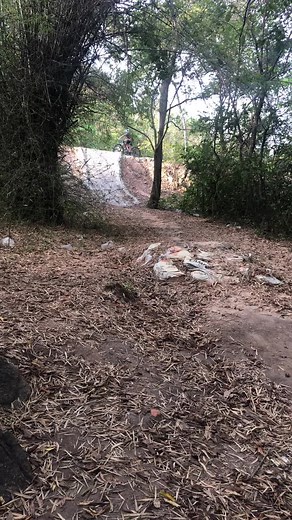 @R នៅលើ TikTok