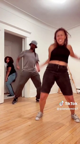 Revive the 90s Dance Hits with Old School Steps!
