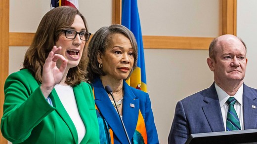 What Delaware senators say about voting against a deal to reopen the federal government