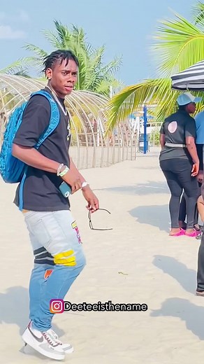 793K views · 10K reactions | Using pick up lines to get girls number pt3 #viralreels #fashion #instagood #love #view #trending #reelsfb #explore | Dee Tee is the name | Facebook