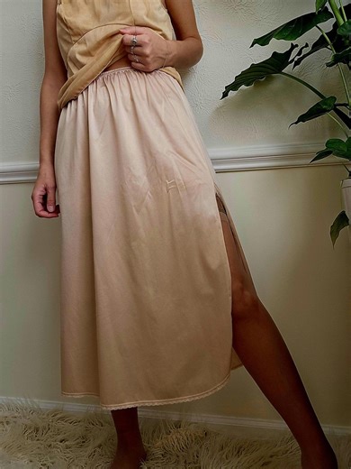 Vintage Vanity Fair Nylon Half Slip: Beige Midi Skirt With Slit - Etsy UK