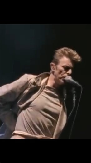 Renzo Pacchioni on Instagram: "10 years without David Bowie . . .. . . . 🚨Nine Inch Nails with David Bowie - Hurt🚨 . . . .. . . 🤘Like, Share or Save this awesome song!! Dale corazón, comparte o guarda este temazo!!!🤘 . . . . . . #nineinchnails #nineinchnailsfans #nineinchnailslive #nineinchnailsband #nin #ninfan #ninfans #reznor #treznor #trentreznor #trentreznorisgod #AtticusRoss #prettyhatemachine #thedownwardspiral #industrialmusic #industrialrock #prettyhatemachine #altrock #industrialme