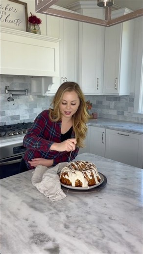 Apple Cinnamon Monkey Bread