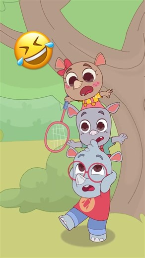 Rhinos Climb a TREE!? | Stomp! Stomp! Rhinos