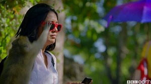 Thieving monkeys steal your sunglasses in exchange for food! Catch #SneakiestAnimals tonight on BBC Two at 8pm | BBC Earth