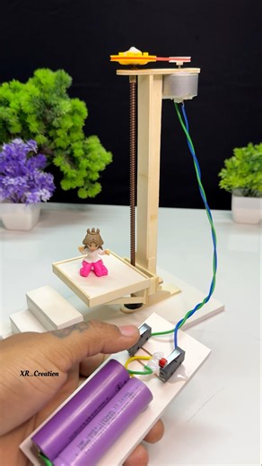 Raised floor mechanism with Dcmotor #motorbuilding #experiment #dcmotor #diy #tech #youtubeshorts