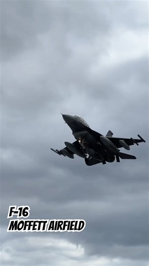 F-16 Landing at Moffett