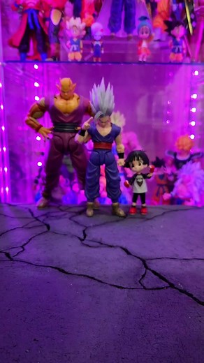 Bootleg Gohan Beast came in 😬! Really the only reason I picked this up was for a custom I had I mind. Unfortunately, the torso ended up not having the soft plastic that the original does. But nonetheless, this one is good for parts, although not much else 😂 I have some big plans for this one! Stay tuned 👀 #gohanbeast #shfiguartsdragonballz #customactionfigures #bootleg #unboxing #fyp