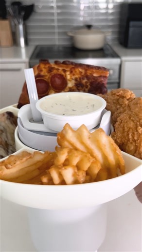 Hockey night essentials 🏒 | Pizza Hut