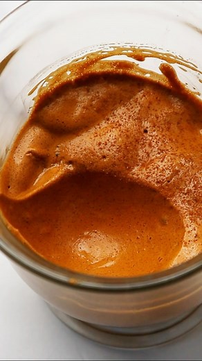 3 Ingredient Coffee Mousse ☕️ This coffee mousse recipe just might be the ultimate coffee lover’s delight! Luxuriously creamy yet delightfully airy, each spoonful is deeply satisfying but always leaves you wanting just one more bite. Totally customizable, this truly 3-ingredient easy coffee mousse recipe is the perfect base to add in whatever your heart desires like nut milk and ice, sugar-free chocolate chips, or just eat it as is. Ingredients 2 tablespoon instant coffee 2 tablespoon sugar-free