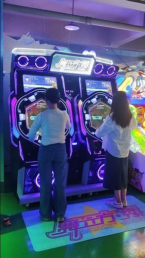 🔥 Dance Battle – The Ultimate Arcade Dance Machine! 🔥