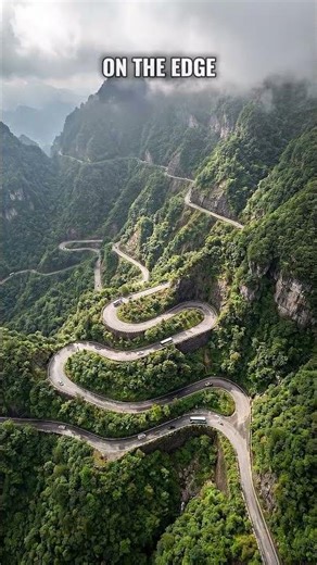 World's Deadliest Road: 99 Turns to Heaven