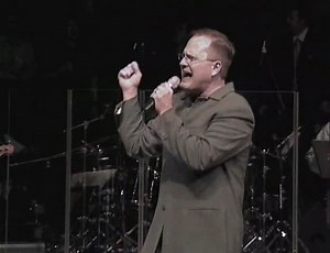 Marcos Witt - Aleluya a nuestro Dios Album: Sana nuestra tierra (En vivo) Director: E. Bauducco, R. Herron CanZion | Marcos Witt