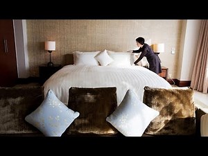 Here's How Much You Should Be Tipping Hotel Housekeeping | Southern Living