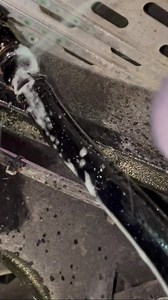 A Trooper conducted a level 1 inspection at the Sisseton Port of Entry. The Trooper discovered a significant air leak with the trucks braking system. The truck was placed out of service until it could be repaired. Remember drivers of CMV’s are required by law to conduct a pre-trip inspection. #DriveSafeSD | South Dakota Highway Patrol