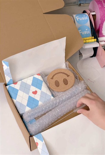 Packing Orders ASMR: Relaxing Pack-With-Me Session