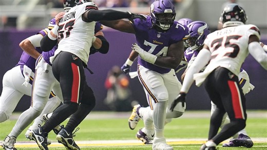 Vikings starting left guard Donovan Jackson has surgery on wrist, likely to miss 2 games