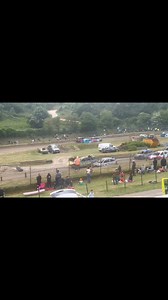 Down dover watching some bangers for the day!! 🏁⬇️ #bangers #cars #racing #fyp #viral | Luke Fiesta