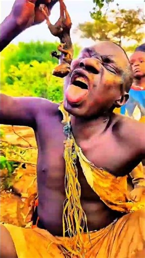 Straight from the Wild – Hadzabe Eating Scene 🌿🍖 #Shorts #TribalLife