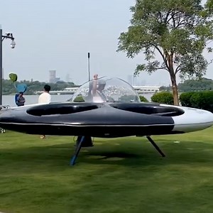 68K views · 76 reactions | So he's the one that's been causing all this trouble in the news?! 藍 | In The Know | Facebook