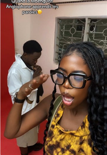 Il se prends meme pour qui😒@🇨🇲 ETIENNE KAMPOS 🇨🇲 ..moi la mbenguist moi la porteuse😒ye fait ce que ye veux😒😌