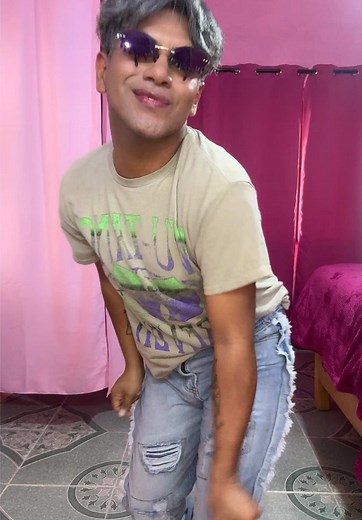 Zombie Boy Dance: A Fun and Unique Performance