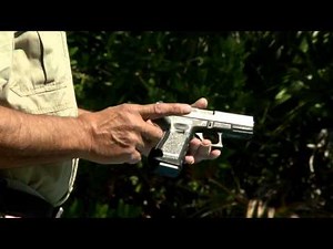 Massad Ayoob: Concealing Larger Handguns
