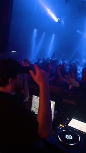 Europe album tour ☑️ what an unforgettable ride ♥️ #saintevie #electronicmusic #ontour #dj