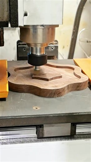 6.7K views · 18 reactions | CNC machines make it easier to craft wooden bowls and plates with natural patterns 蝹⚙️ Smooth, precise, and beautiful — technology meets nature ✨ #CNCWoodworking #WoodBowl #WoodPlate #WoodArt #NaturalDesign #WoodTurning #CNCDesign #WoodCraft #TechInWood #TrendingNow #fblifestyle #homedecor | WoodArt | Facebook