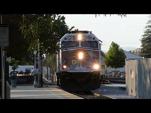 SOUTHBOUND CALTRAINS IN GILROY!