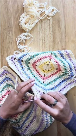 04. Watch 3 Granny Squares Become a Tote Bag 🌈 | Easy Boho Granny Tote Assembly