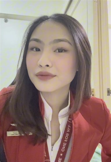 Low Quality GRWM Makeup Routine at 2:40 AM