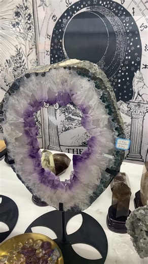 Amethyst portal #crystalwholesaleprice #clearquartzspheres #crystalspheres