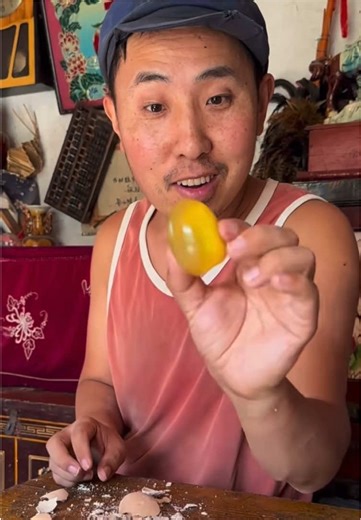 Homemade Century Eggs: A Step-by-Step Traditional Recipe