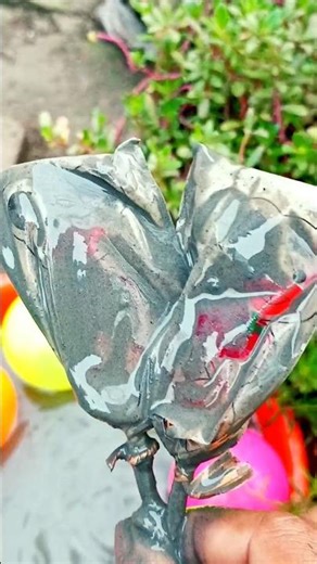 Wash the food and eat it #bushcraft #lifehacks #shorts