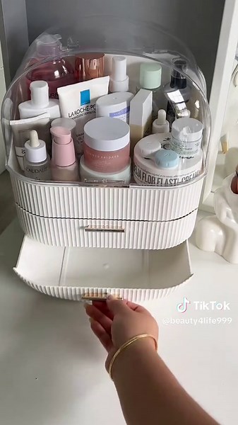 Luxury Cosmetic Storage Box for Organized Beauty