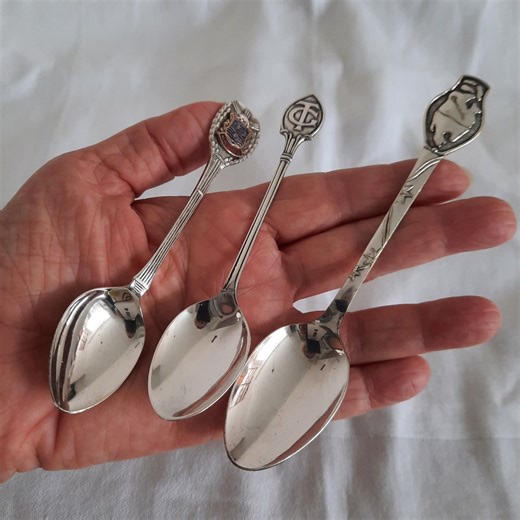 Set of 3 Vintage Teaspoons, Collection of Souvenir Spoons, Teaspoon Memorabilia, Canada Teaspoon, Whitby Teaspoon, T.G Monogram Teaspoon - Etsy