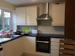 one room available in Brynmill