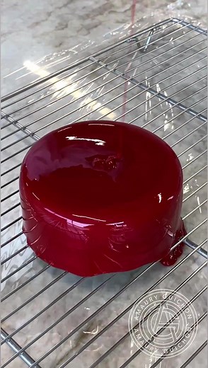 23M views · 276K reactions | The Heart in Cage! ❤️ Lovely creation for a very romantic proposal. #amauryguichon #proposal | Amaury Guichon | Facebook