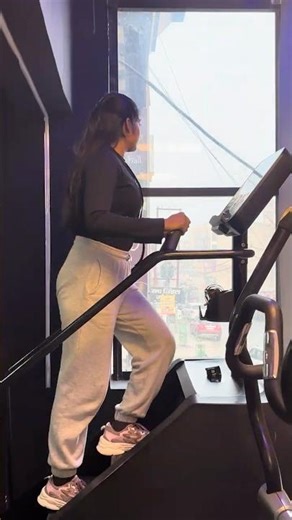 “A woman with confidence is unstoppable.”#fitness#gym#strongwomen #shorts #shortsfeed #motivational