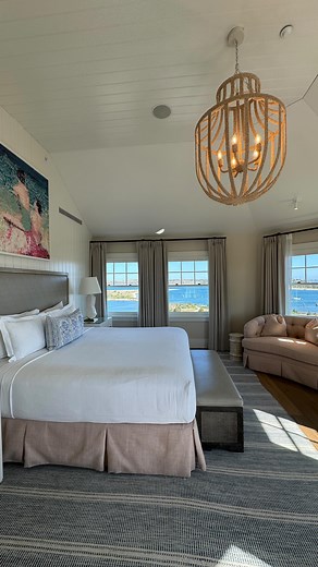 In The Skyhouse at the historic main building of Harbor View Hotel, you'll find one of the most breathtaking views of the harbor. #harborviewhotel #marthasvineyard #edgartown #luxurytravel #presidentialsuite | Harbor View Hotel